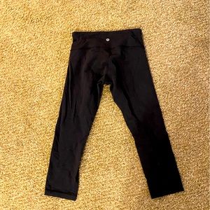 Lululemon Crop Leggings- 6